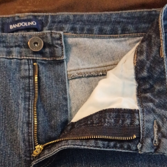 BANDOLINO Women's Blue Jeans, SIZE 16W. - Picture 9 of 10